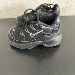 Toddler shoes.